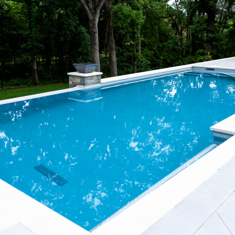 outdoor swimming pool