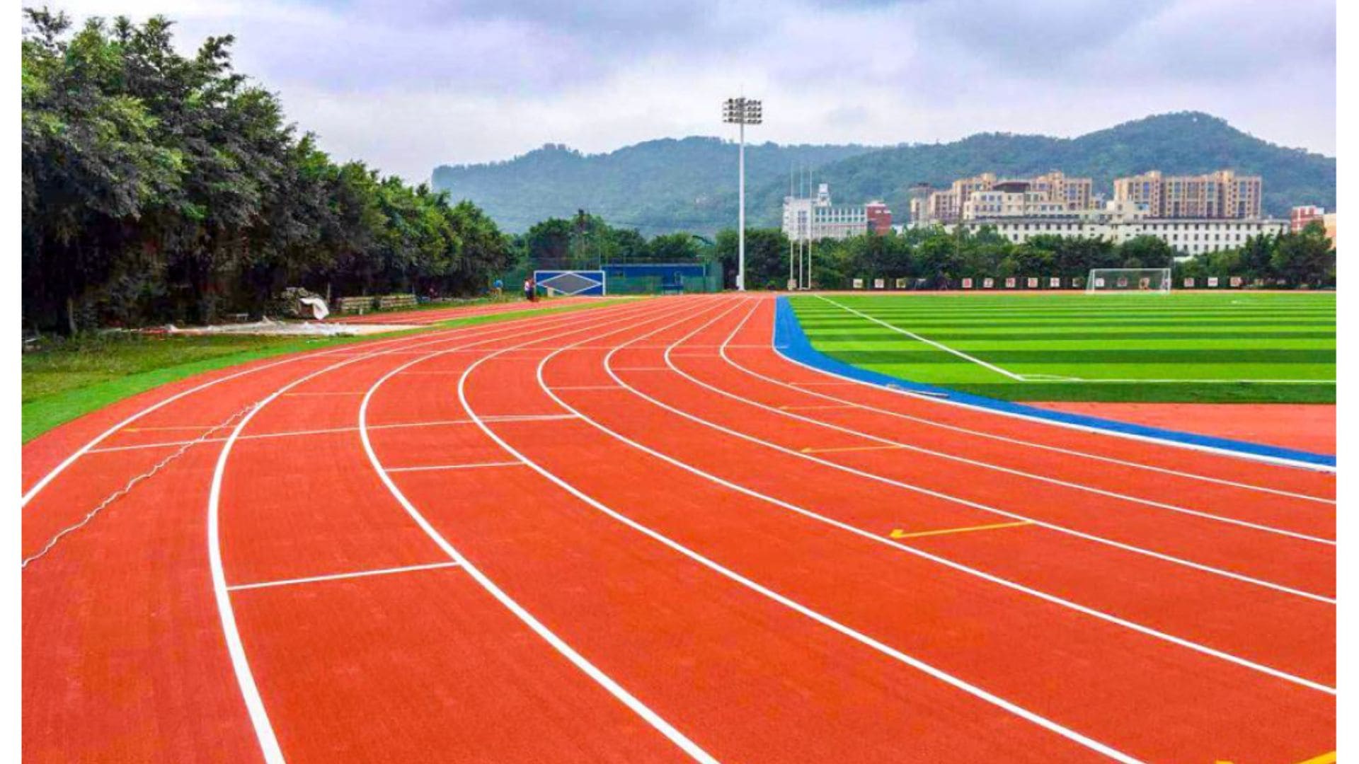 Cross-section showing the porous structure of a permeable running track